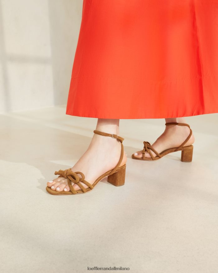 esso Loeffler Randall donne mikel sandalo con fiocco e tacco medio cacao T4022J62 scarpe